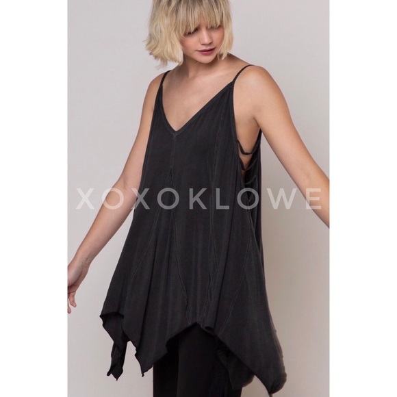 POL Lace Detail Ruffled Ribbed Sleeveless Top with Floral Pattern Trim Detail